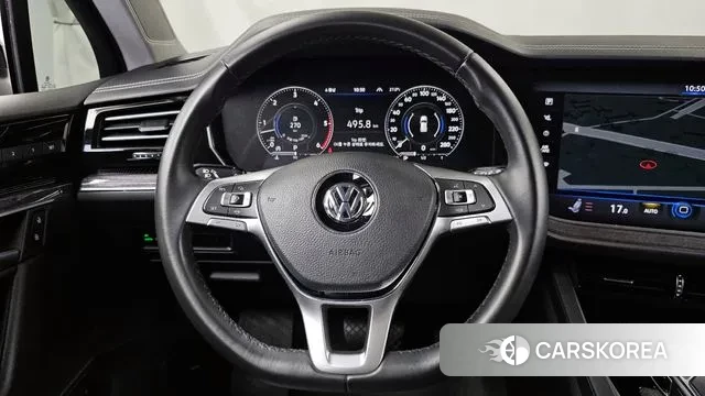Volkswagen Touareg 3rd generation 2020 Черный из Кореи, фото 4