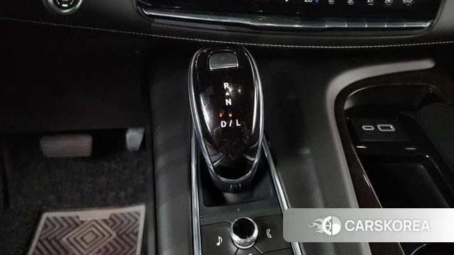 Cadillac Escalade 5th Generation 2023 Черный из Кореи, фото 4