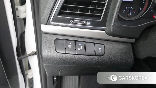 Hyundai Avante AD 2018 Белый из Кореи, фото 4