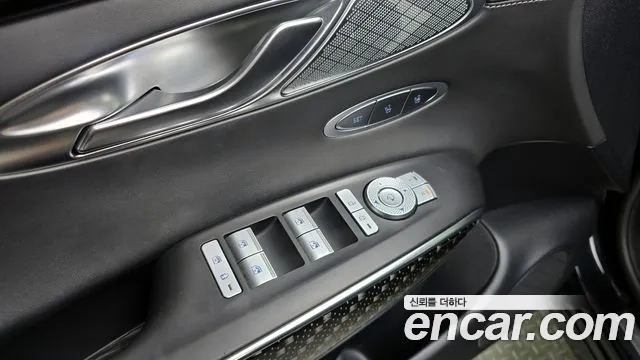 Genesis GV70 2021 Черный из Кореи, фото 4