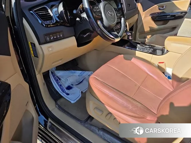 Kia The New Carnival 2018 Черный из Кореи, фото 4