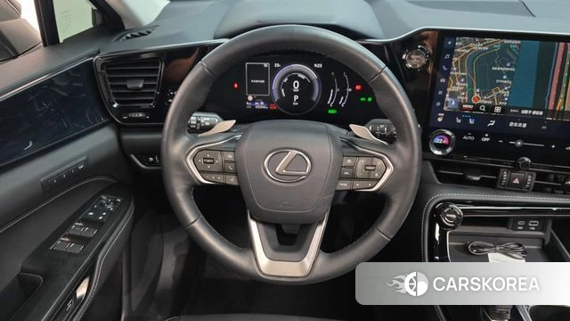 Lexus NX350h Second generation 2024 Черный из Кореи, фото 4