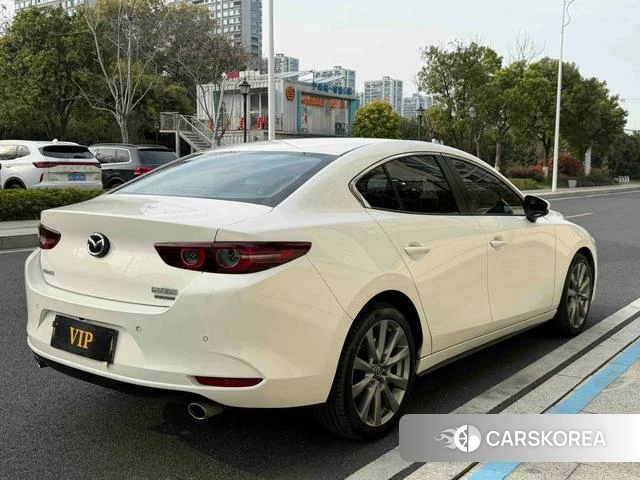 Mazda 3 Angkesaila 2022 Белый из Китая, фото 4