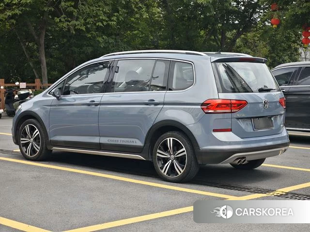 Volkswagen Touran L 2021 Другой из Китая, фото 4