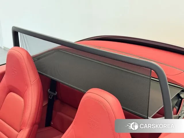 Porsche 911(992) id 2909999 из Кореи 4