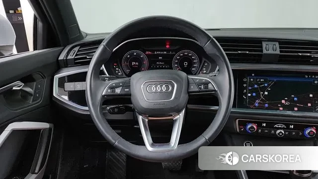 Audi Q3 (F3) 2022 Белый из Кореи, фото 4