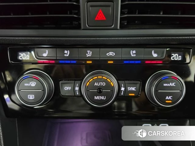Volkswagen 7th Generation of Jetta 2024 Серебристо-серый из Кореи, фото 4
