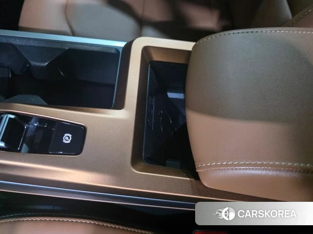 Ssangyong The New Torres 2025 Жемчужный цвет из Кореи, фото 4