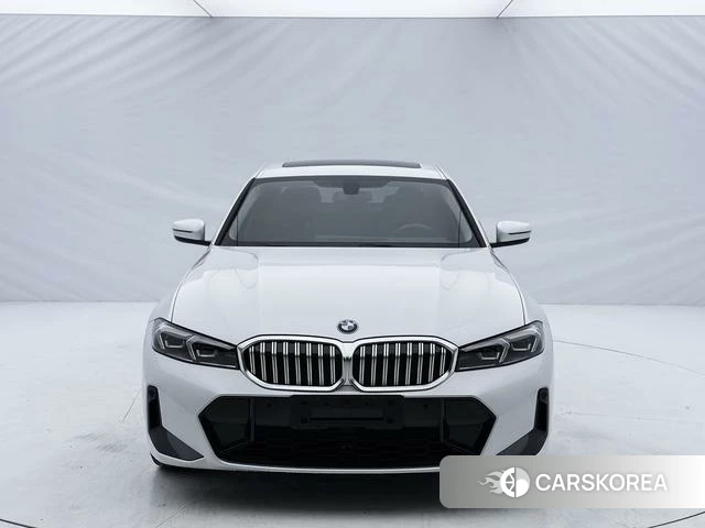 BMW 3 series 2023 Белый из Китая, фото 4
