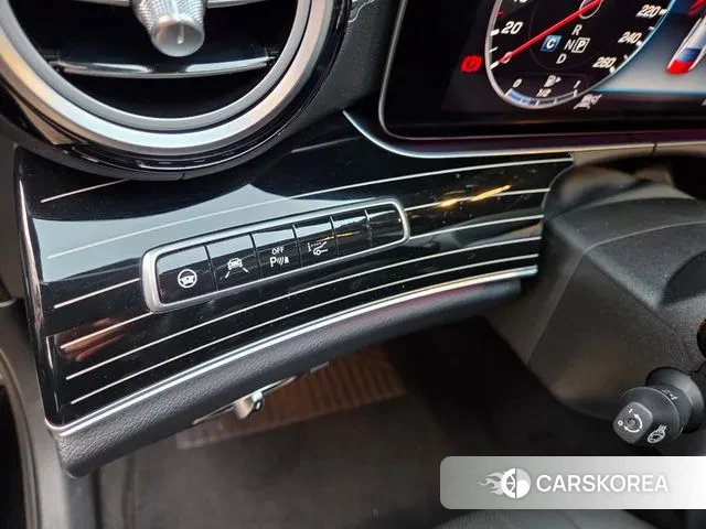 Mercedes-Benz E-Class W213 2019 Черный из Кореи, фото 4