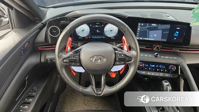 Hyundai Avante (CN7) 2021 Серебристо-серый из Кореи, фото 4