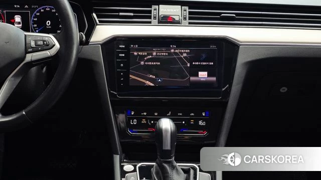 Volkswagen Passat GT (B8) 2022 Серебряный из Кореи, фото 4