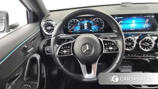 Mercedes-Benz A-Class W177 2022 Белый из Кореи, фото 4