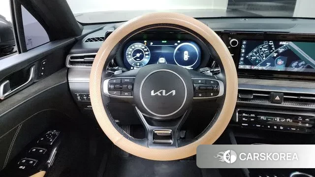 Kia K5 3rd generation 2023 Серый из Кореи, фото 4