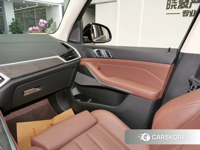 BMW X5 (imported) 2021 Черный из Китая, фото 4