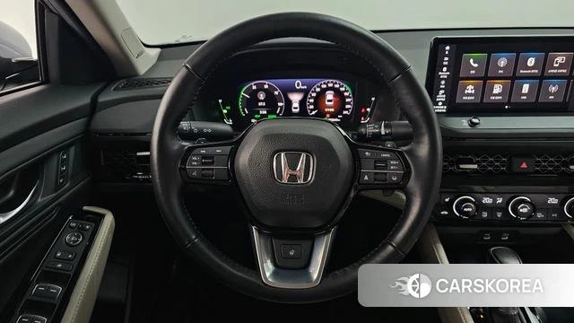 Honda Accord 11th Generation 2024 Серебристо-серый из Кореи, фото 4