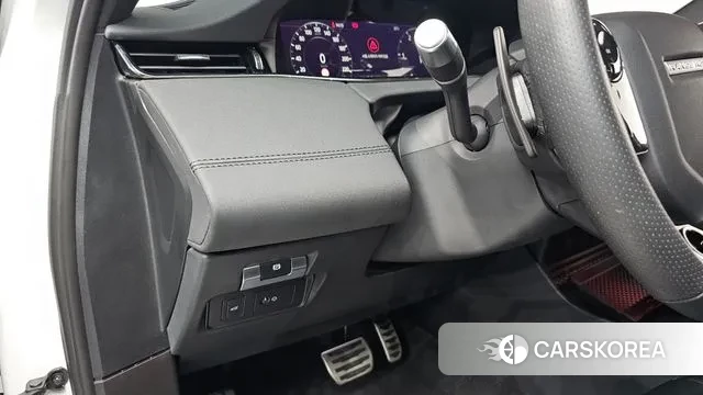 Land Rover Range Rover Evoque 2nd Generation 2019 Белый из Кореи, фото 4