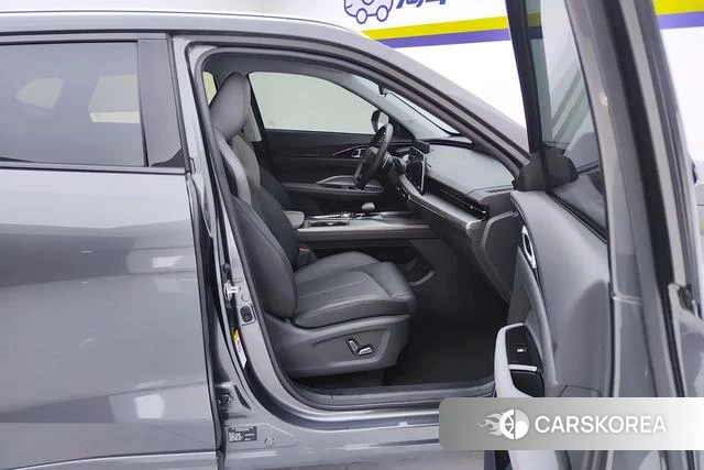 Changan Z6 2023 Темно-серый из Китая, фото 4