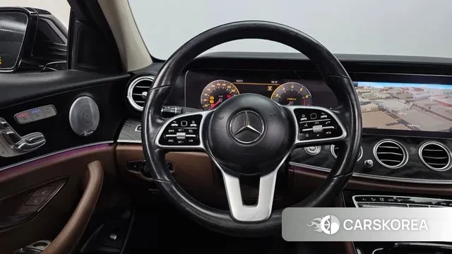 Mercedes-Benz E-Class W213 2018 Черный из Кореи, фото 4