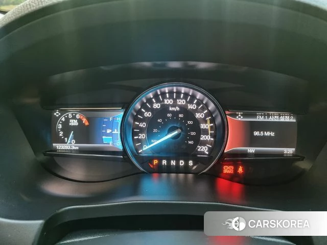 Ford Explorer 2018 Черный из Кореи, фото 4