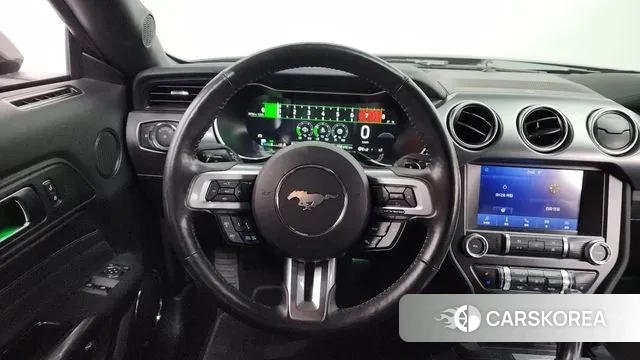 Ford Mustang 2022 Черный из Кореи, фото 4