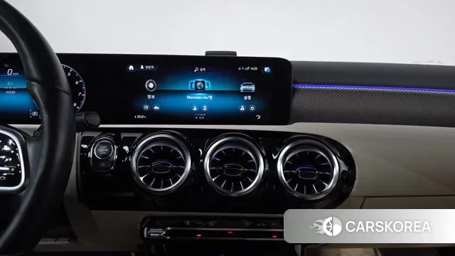 Mercedes-Benz A-Class W177 2022 Белый из Кореи, фото 4