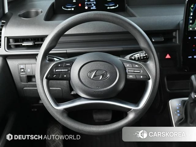 Hyundai Staria 2023 Серый из Кореи, фото 4