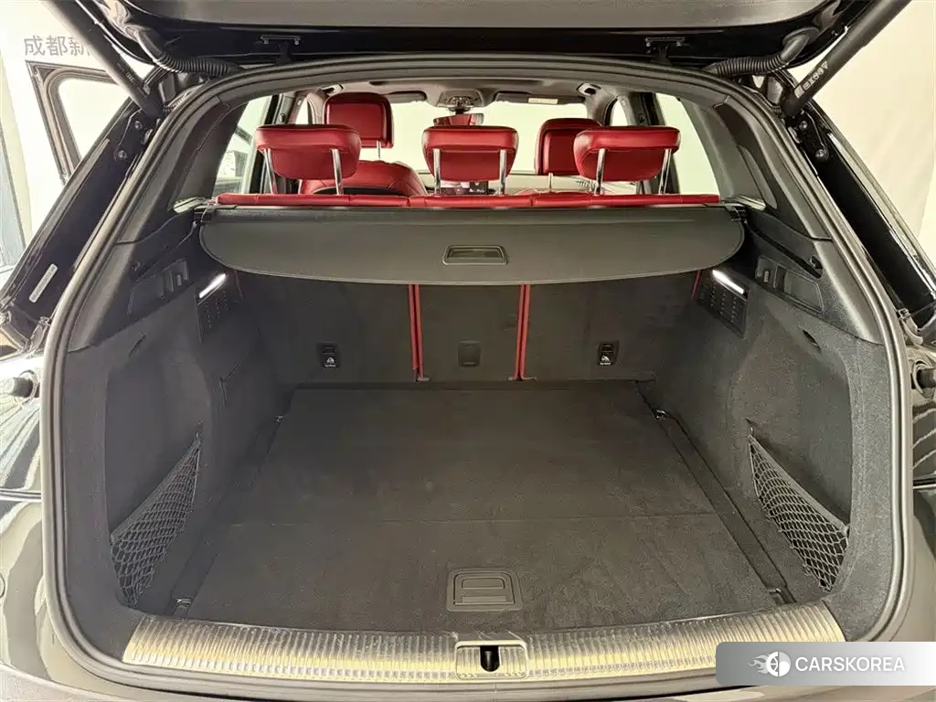 Audi SQ5 2022 Черный из Китая, фото 4
