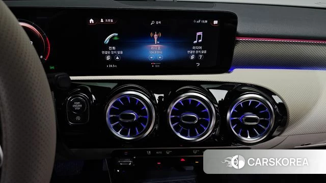 Mercedes-Benz A-Class W177 2021 Белый из Кореи, фото 4