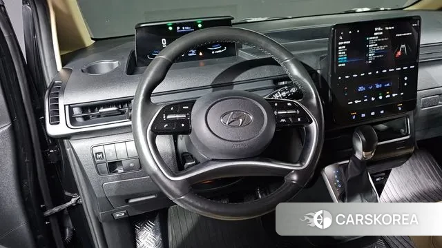 Hyundai Staria 2023 Черный из Кореи, фото 4