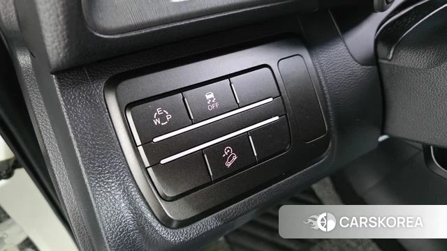 Ssangyong Tivoli Armor 2018 Белый из Кореи, фото 4