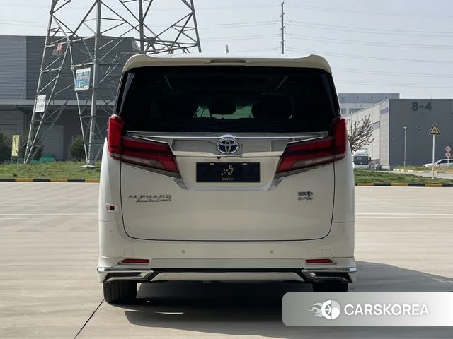 Toyota Elfa 2021 Белый из Китая, фото 4