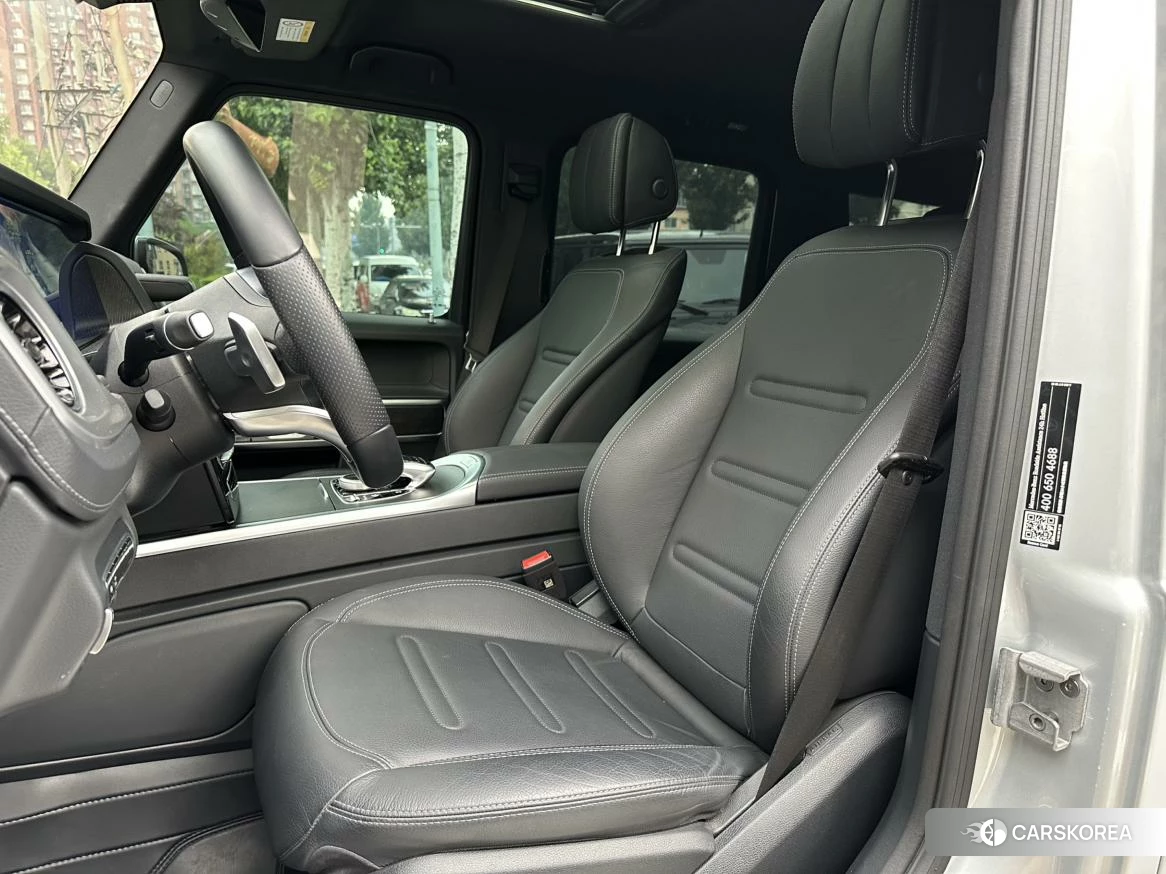 Mercedes-Benz G-Class 2023 Серебристо-серый из Китая, фото 4