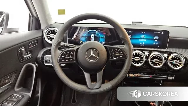 Mercedes-Benz A-Class W177 2020 Белый из Кореи, фото 4