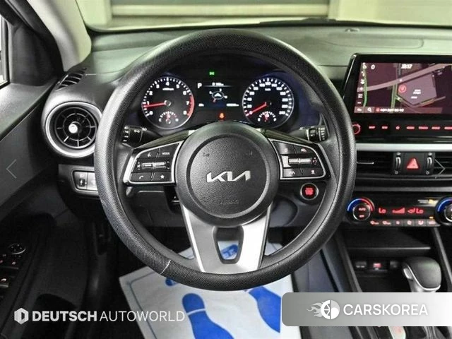 Kia The New K3 2nd generation 2021 Белый из Кореи, фото 4