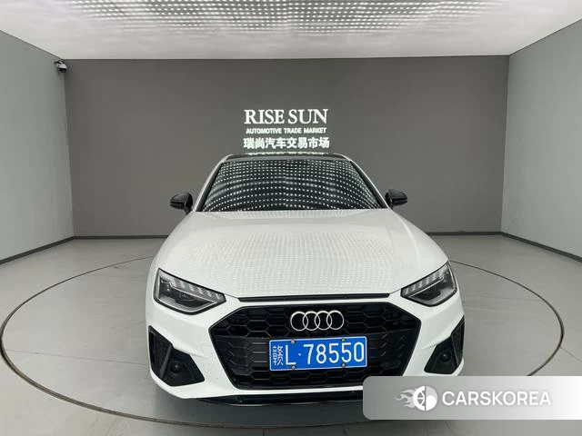 Audi A4L 2022 Белый из Китая, фото 4