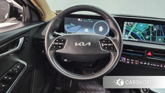 Kia EV6 2023 Белый из Кореи, фото 4