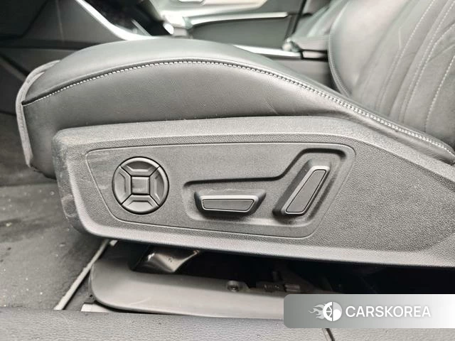 Audi A7L 2023 Черный из Китая, фото 4