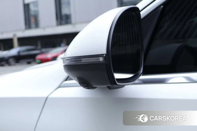 Mercedes-Benz Class C 2024 Белый из Китая, фото 4