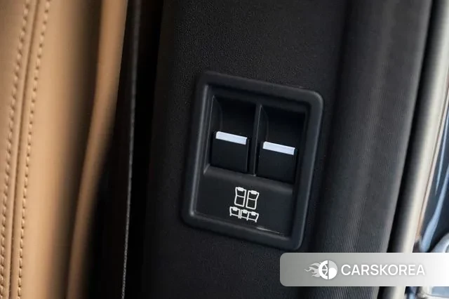 Land Rover Discovery 5 2023 Серый из Кореи, фото 4