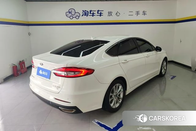Ford Mondeo 2020 Белый из Китая, фото 4