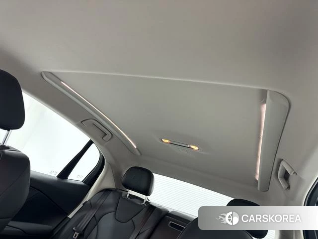 Red flag E-QM5 2023 Черный из Китая, фото 4