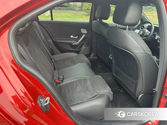 Mercedes-Benz Class A 2019 Красный из Китая, фото 4