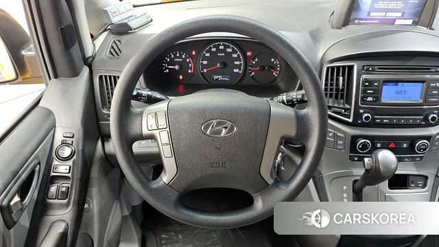 Hyundai The New Grand Starex 2018 Желтый из Кореи, фото 4