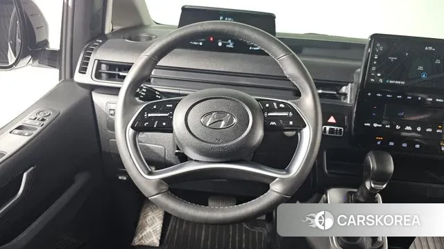 Hyundai Staria 2023 Белый из Кореи, фото 4