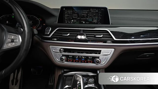 BMW 7 Series (G11) 2022 Черный из Кореи, фото 4