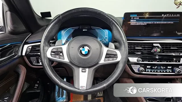 BMW 5 Series (G30) 2021 Белый из Кореи, фото 4