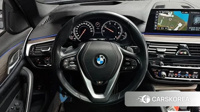 BMW 5 Series (G30) 2018 Серый из Кореи, фото 4