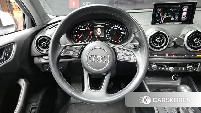 Audi New A3 2018 Белый из Кореи, фото 4