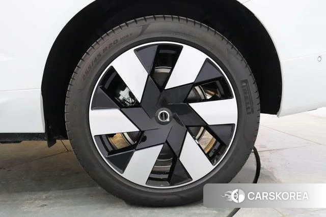 Volvo XC60 PHEV 2026 Белый из Китая, фото 4